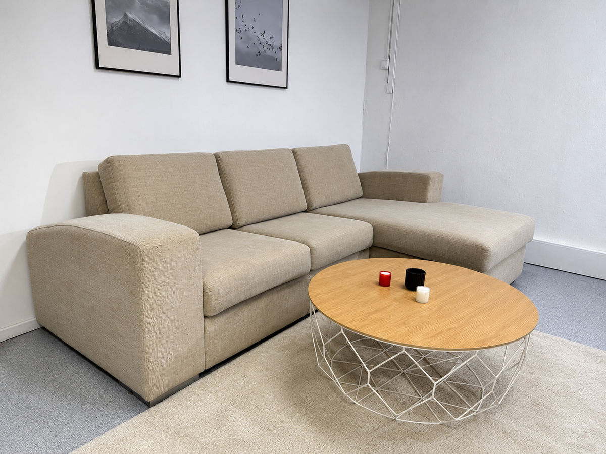 Moderne beige sofa